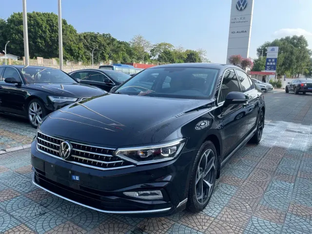 Фотография автомобиля — Volkswagen Magotan