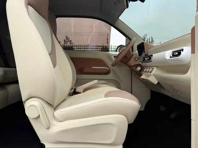Wuling Hongguang Mini EV — Фото автомобиля 12