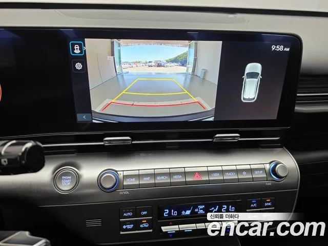 Hyundai Kona SX2 — Фото автомобиля 14