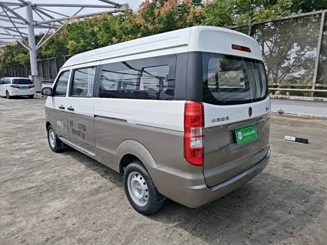 Jinbei New Hiace X30L — Фото автомобиля 4