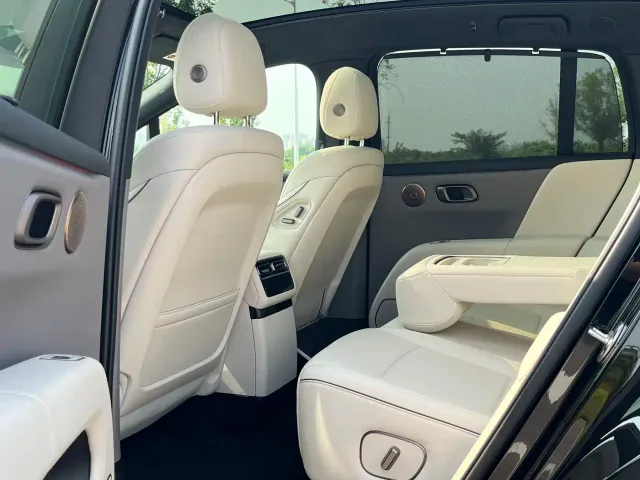 Li Auto i6 — Фото автомобиля 15