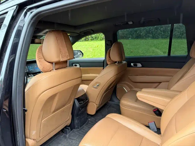 Li Auto ONE — Фото автомобиля 11