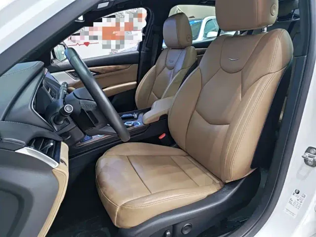 Cadillac CT5 — Фото автомобиля 14