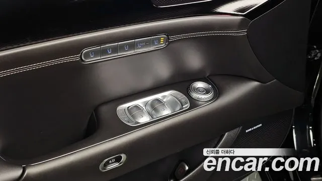 Genesis G90 Бензин 3.5 турбо AWD — Фото автомобиля 18