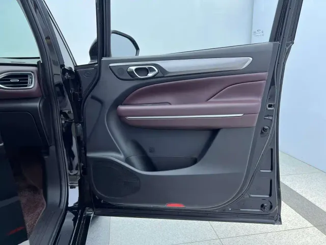 GAC Trumpchi M6 — Фото автомобиля 19