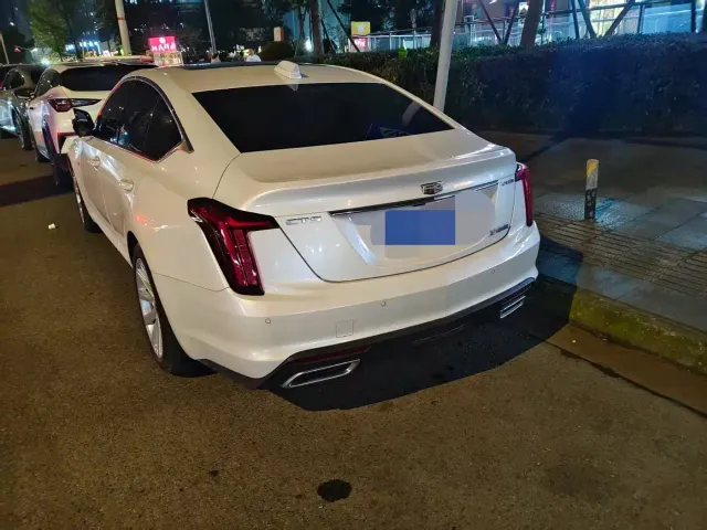 Cadillac CT5 — Фото автомобиля 4