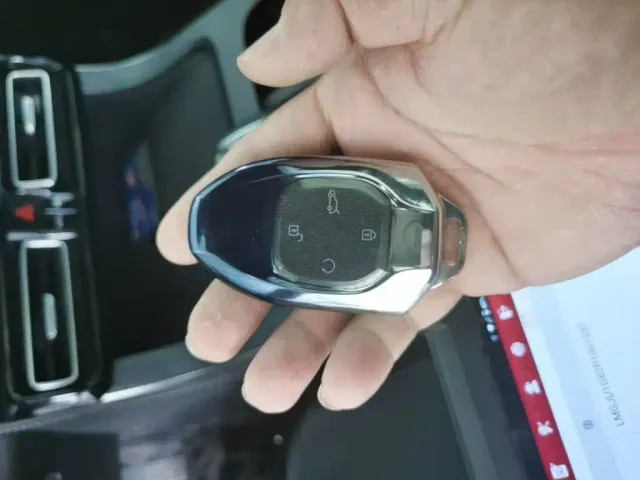 GAC Trumpchi GS8 — Фото автомобиля 8