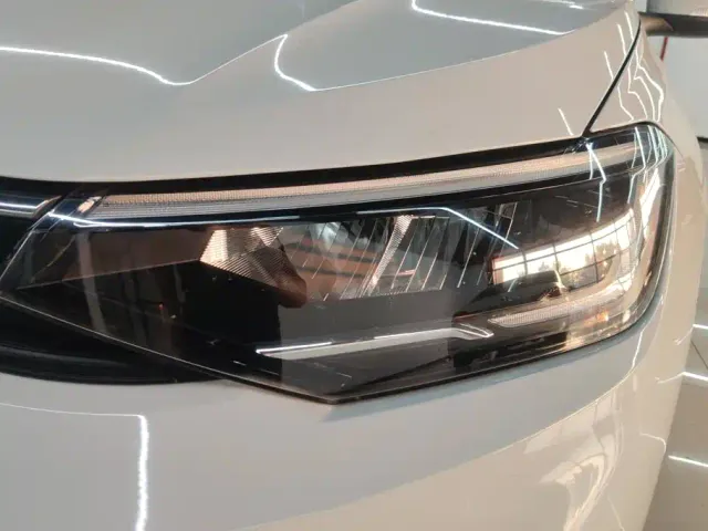 Volkswagen Lavida — Фото автомобиля 5