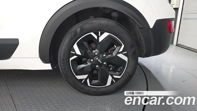 Kia Niro Niro (New) — Фото автомобиля 6