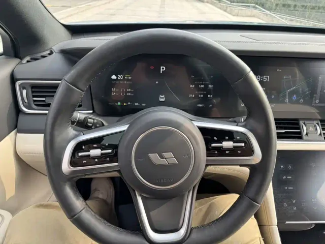 Li Auto ONE — Фото автомобиля 14