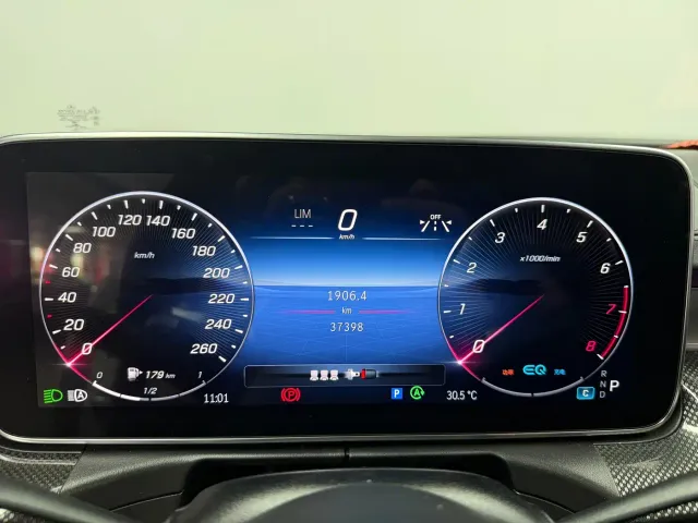 Mercedes-Benz C-Class — Фото автомобиля 12