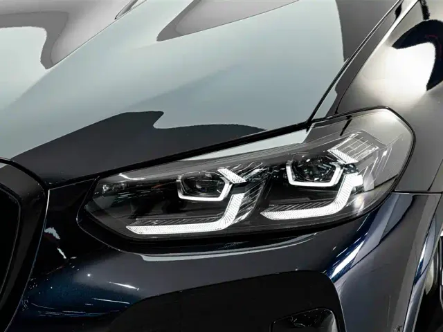 BMW iX3 — Фото автомобиля 4