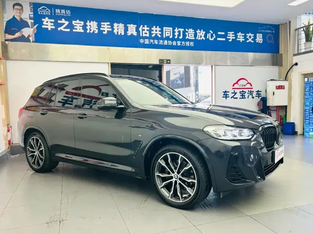 BMW X3 — Фото автомобиля 3