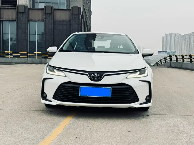 Toyota Corolla — Фото автомобиля 2