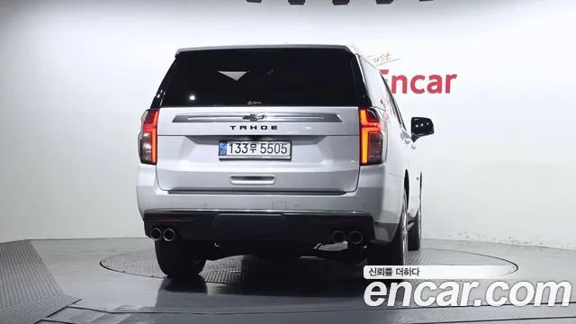 Chevrolet Tahoe — Фото автомобиля 4