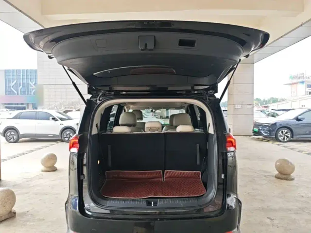 Maxus G50 — Фото автомобиля 18