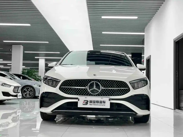 Mercedes-Benz A-Class — Фото автомобиля 2