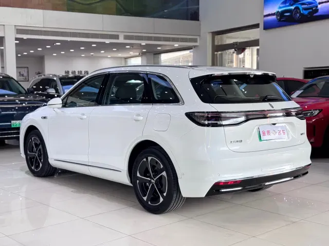 Shangjie SUV — Фото автомобиля 17