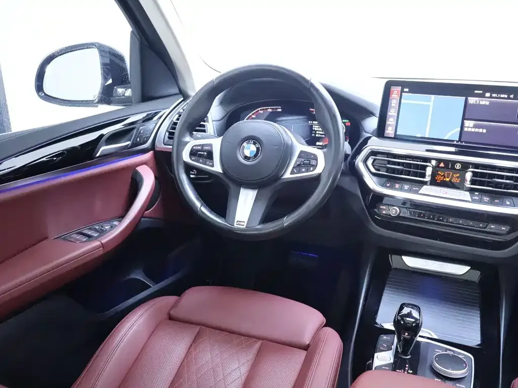 BMW BMW X3 2022 xDrive25i M Sport Package — Фото автомобиля 14