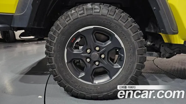 Jeep Gladiator Gladiator (JT) 3.6 High Velocity Edition — Фото автомобиля 20