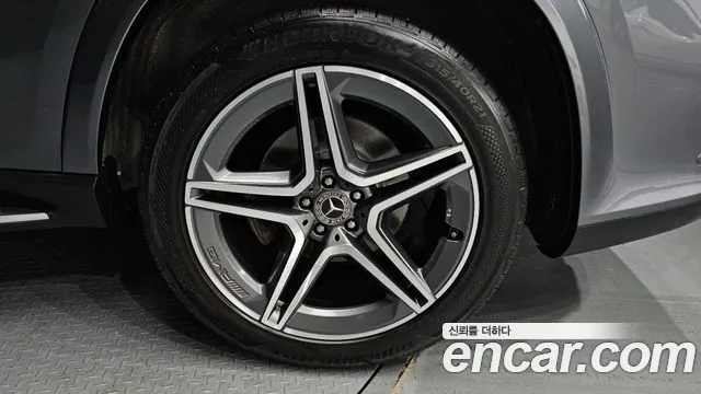 Mercedes-Benz GLS-Class — Фото автомобиля 5
