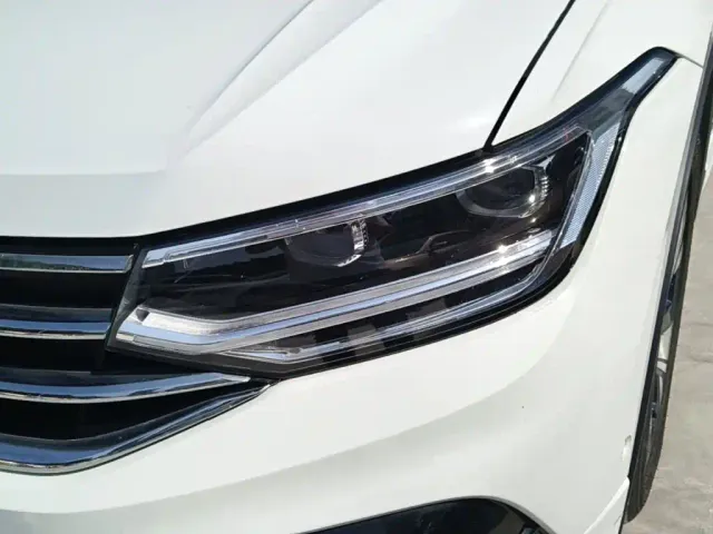 Volkswagen Tiguan L — Фото автомобиля 23