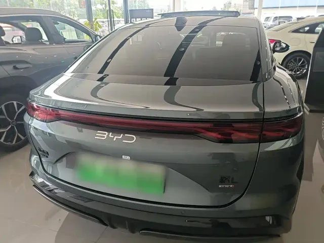 BYD Han L — Фото автомобиля 5