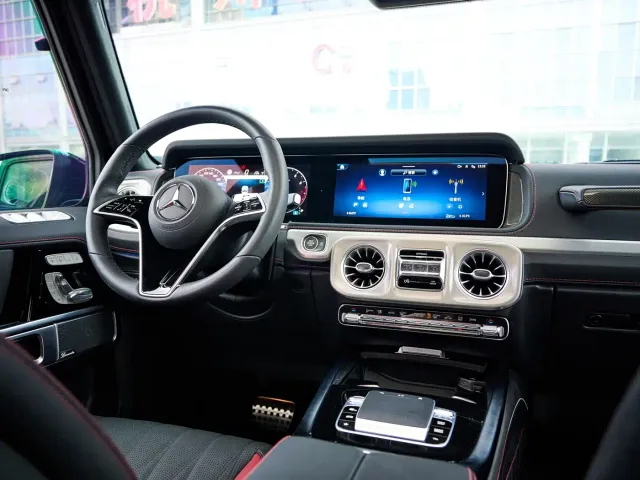 Mercedes-Benz G-Class — Фото автомобиля 15
