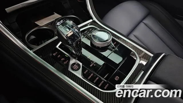 BMW 8-Series — Фото автомобиля 9