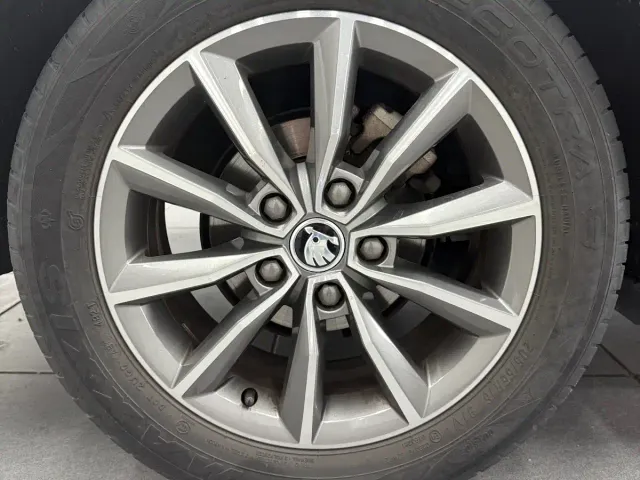 Skoda Octavia — Фото автомобиля 9