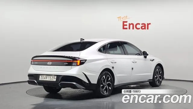 Hyundai Sonata Sonata Edge(DN8) 2.0 LPG(Коммерческий) — Фото автомобиля 2