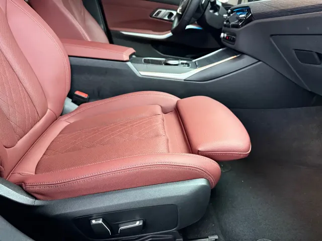 BMW 3 Series — Фото автомобиля 18