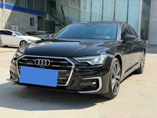 Фотография автомобиля — Audi A6L