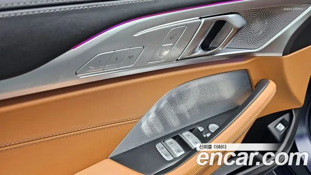 BMW 8-Series — Фото автомобиля 12