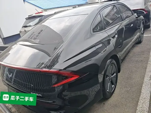 Wuling Starlight — Фото автомобиля 5