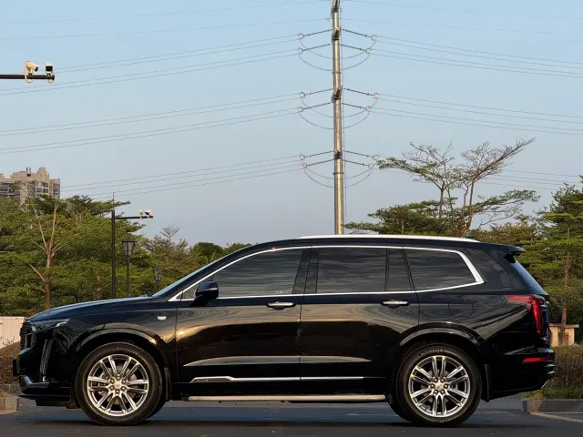Cadillac XT6 — Фото автомобиля 6