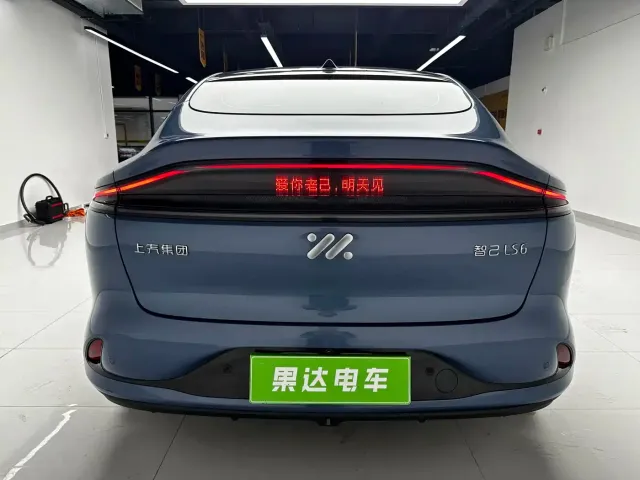 IM Motors LS6 — Фото автомобиля 8
