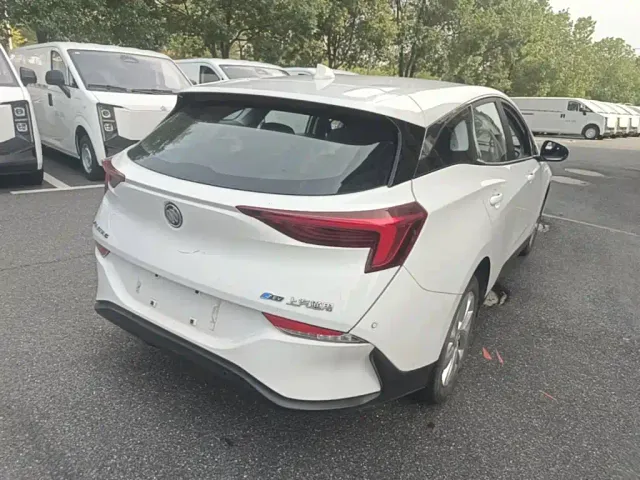 Buick Velite 6 — Фото автомобиля 6