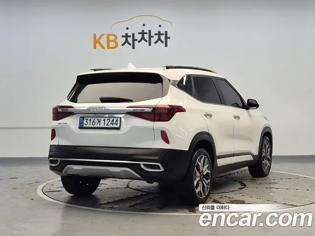 Kia Seltos — Фото автомобиля 3