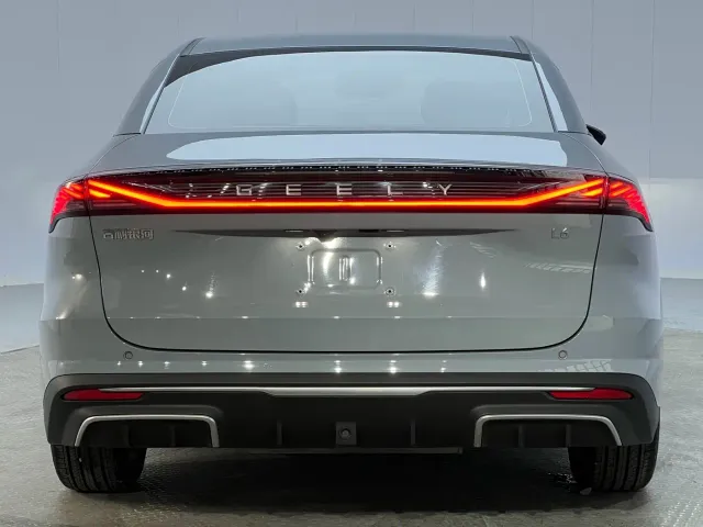 Geely Galaxy L6 — Фото автомобиля 21