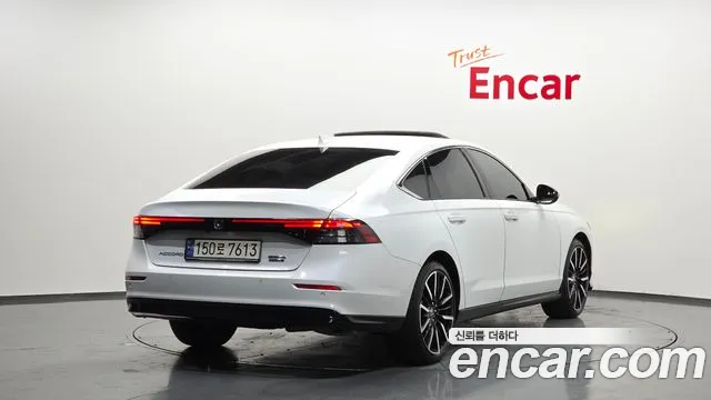 Honda Accord — Фото автомобиля 2