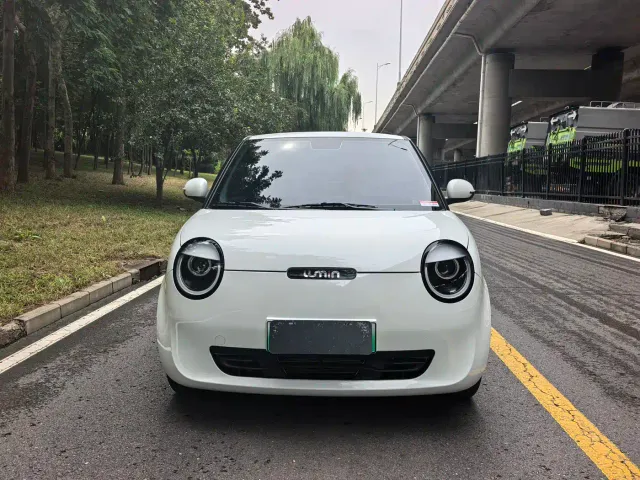 Changan Lumin — Фото автомобиля 2