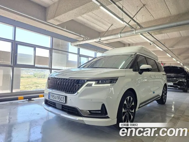 Фотография автомобиля — Kia Carnival 4th Gen