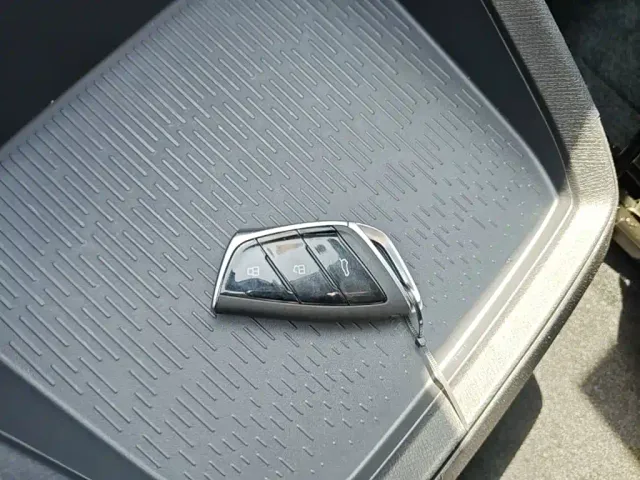 Maxus Dajia 7 — Фото автомобиля 8