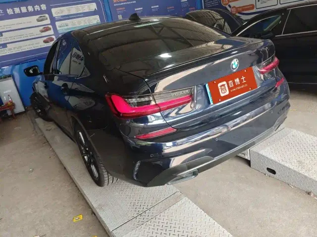 BMW 3 Series — Фото автомобиля 7