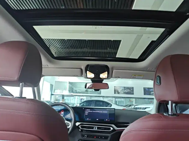 BMW i3 — Фото автомобиля 17