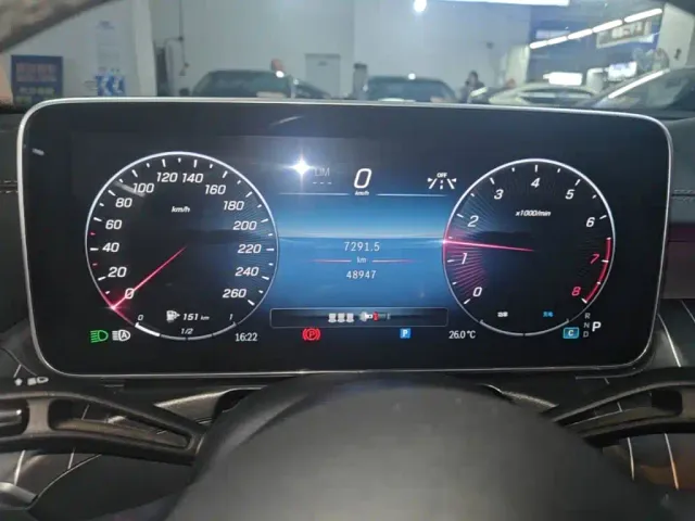 Mercedes-Benz C-Class — Фото автомобиля 11