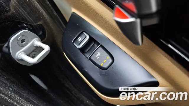 Kia Canival Carnival 4 поколение 9 мест Prestige — Фото автомобиля 18