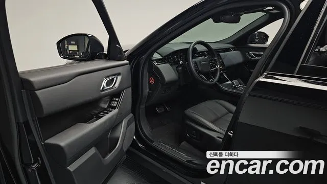 Land Rover Range Rover Velar — Фото автомобиля 15