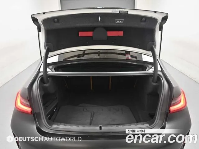 BMW 3 Series — Фото автомобиля 19